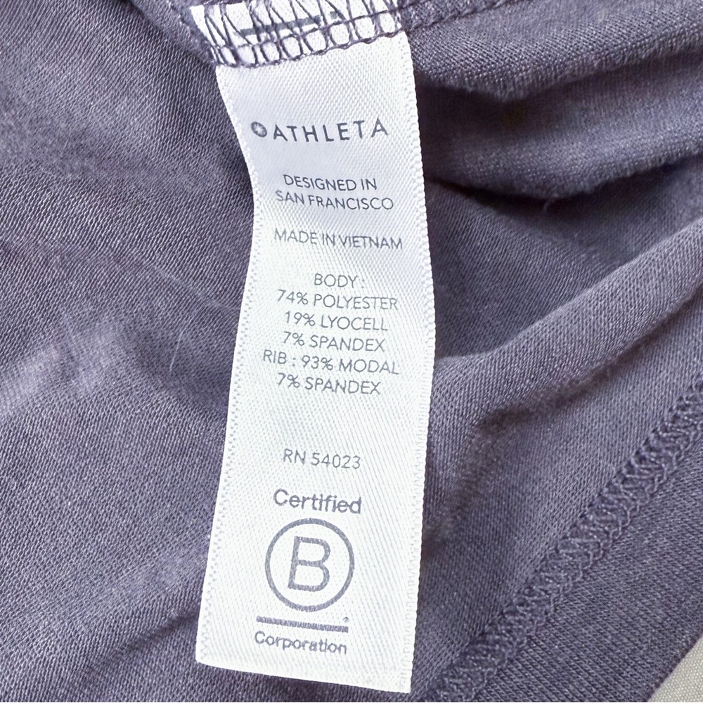 ATHLETA purple Essence Groove long sleeved top, S. - Picture 8 of 8